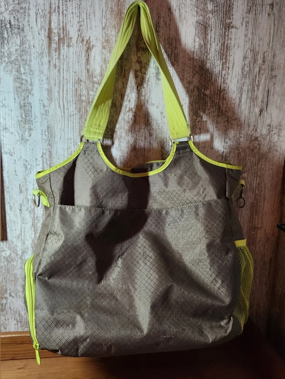 Thirty-one Brown All Pro Tote with Lime Green Trim and Straps Gym Yoga Bag Nice